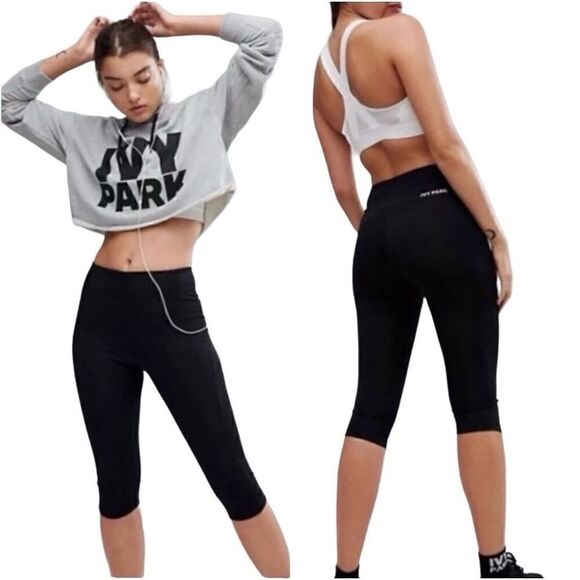 Ivy Park black high waist sculpted crop leggings size M - Picture 1 of 14
